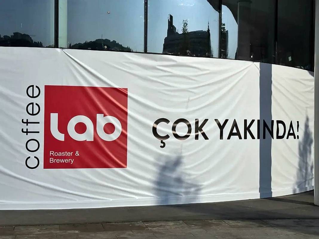 Kahve molasına hazır olun: İzmit'in kalbinde yeni bir kahve kokusu yükseliyor! Kocaeli'deki ilk ve tek şubesi olacak 20